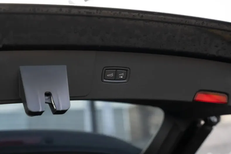 Porsche Cayenne din 2023 cu 70.300 km - oferta POR170857 - foto 33