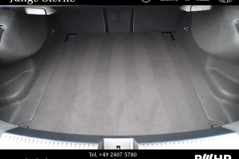 Mercedes-Benz CLA 200 din 2025 cu 11.750 km - oferta MER170858 - foto 10