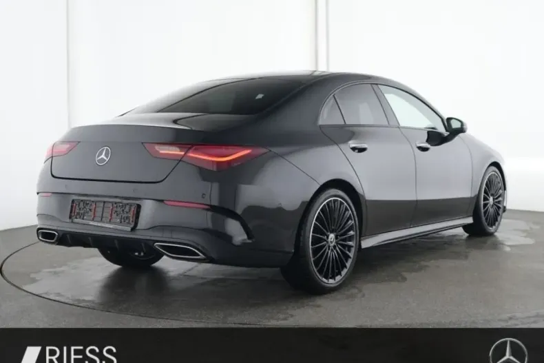 Mercedes-Benz CLA 200 din 2024 cu 32.824 km - oferta MER170859 - foto 2