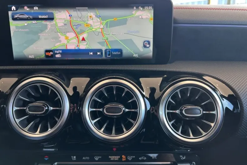 Mercedes-Benz CLA 220 din 2025 cu 15.000 km - oferta MER170860 - foto 12