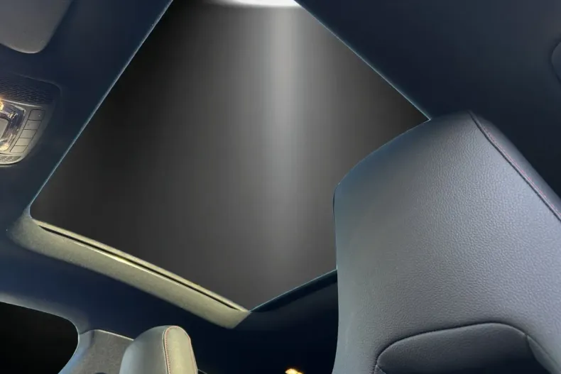 Mercedes-Benz CLA 220 din 2025 cu 15.000 km - oferta MER170860 - foto 13