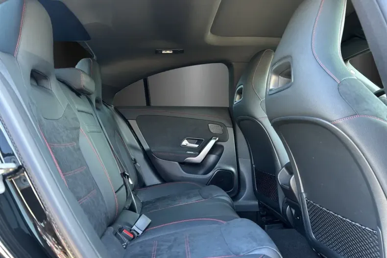 Mercedes-Benz CLA 220 din 2025 cu 15.000 km - oferta MER170860 - foto 14