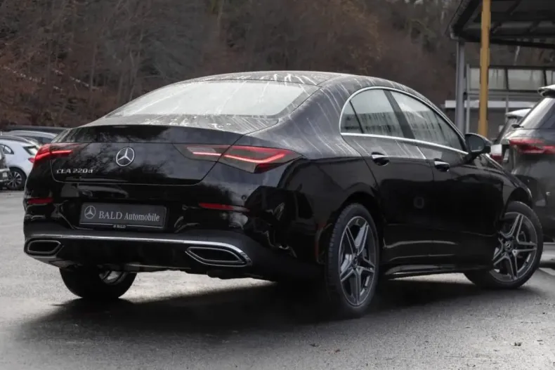 Mercedes-Benz CLA 220 din 2024 cu 14.966 km - oferta MER170861 - foto 2