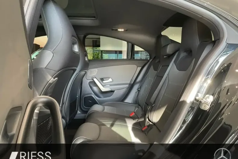 Mercedes-Benz CLA 220 din 2025 cu 9.151 km - oferta MER170862 - foto 4