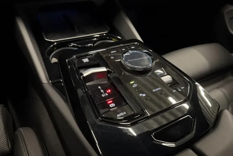 BMW 520 din 2024 cu 17.000 km - oferta BMW170863 - foto 26