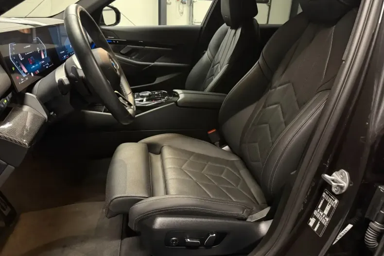 BMW 520 din 2024 cu 17.000 km - oferta BMW170863 - foto 31