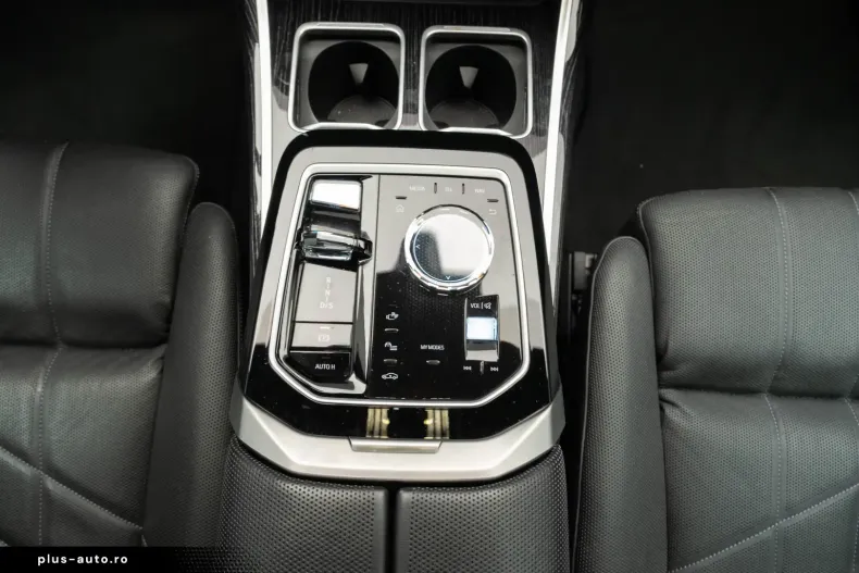 BMW 740 din 2023 cu 85.300 km - oferta BMW170865 - foto 32