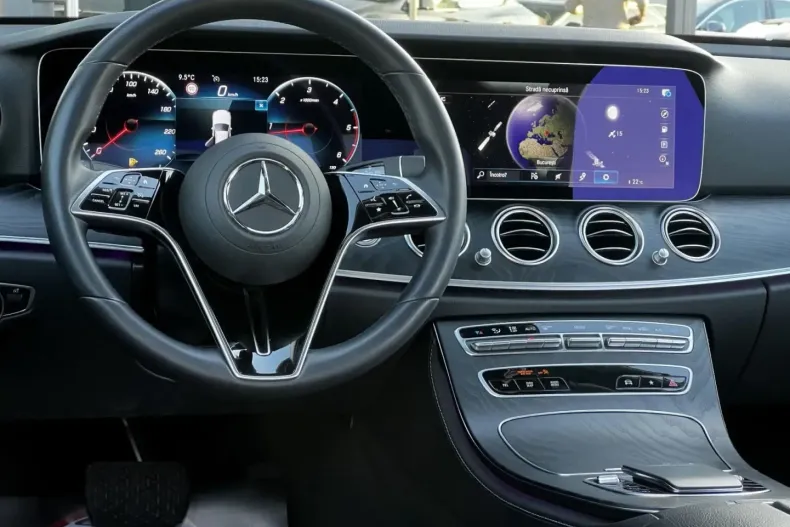 Mercedes-Benz E 200 din 2022 cu 96.047 km - oferta MER170866 - foto 9