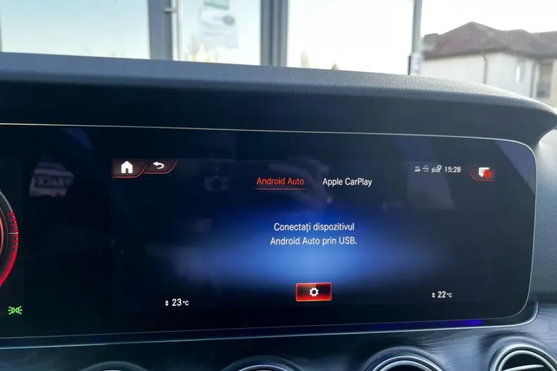 Mercedes-Benz E 200 din 2022 cu 96.047 km - oferta MER170866 - foto 29