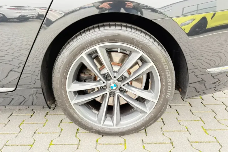 BMW 750 din 2022 cu 99.899 km - oferta BMW170867 - foto 12