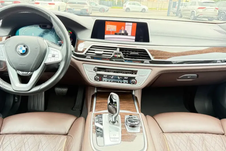 BMW 750 din 2022 cu 99.899 km - oferta BMW170867 - foto 19