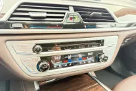 BMW 750 din 2022 cu 99.899 km - oferta BMW170867 - foto 37