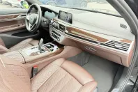 BMW 750 din 2022 cu 99.899 km - oferta BMW170867 - foto 41