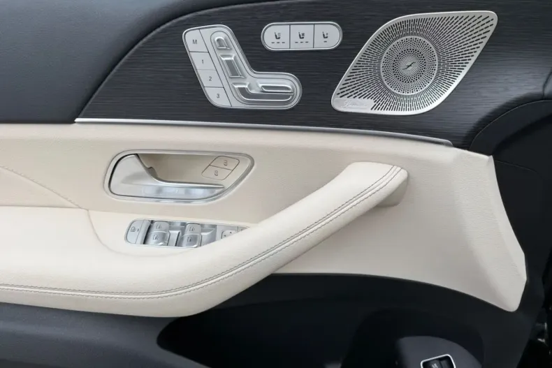 Mercedes-Benz GLS 450 din 2023 cu 20.000 km - oferta MER170868 - foto 18