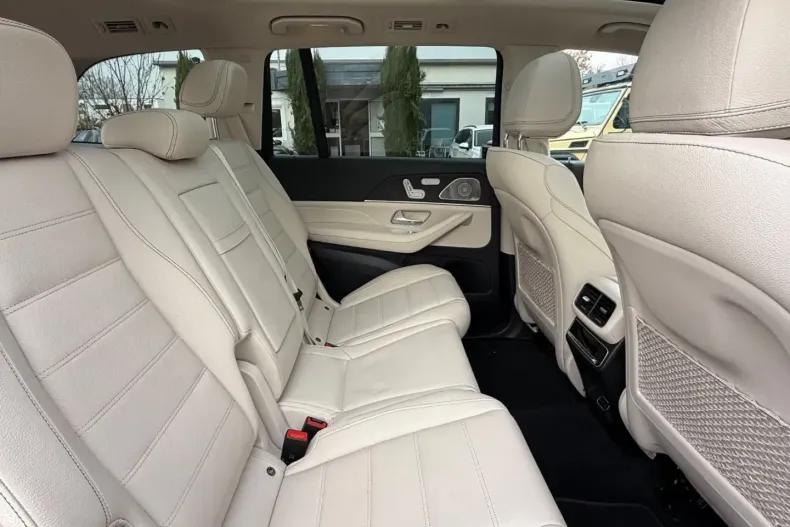 Mercedes-Benz GLS 450 din 2023 cu 20.000 km - oferta MER170868 - foto 24