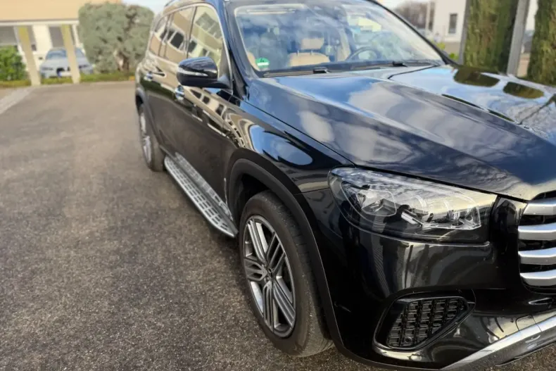 Mercedes-Benz GLS 450 din 2023 cu 20.000 km - oferta MER170868 - foto 41