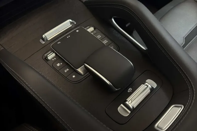 Mercedes-Benz GLS 63 din 2024 cu 29.500 km - oferta MER170872 - foto 16