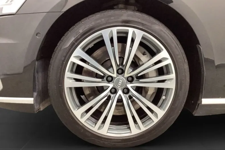 Audi A8 din 2022 cu 88.900 km - oferta AUD170876 - foto 3