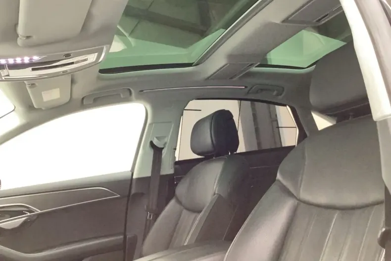 Audi A8 din 2022 cu 88.900 km - oferta AUD170876 - foto 5