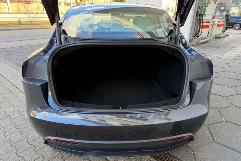 Tesla Model 3 din 2024 cu 50.000 km - oferta TES170877 - foto 4