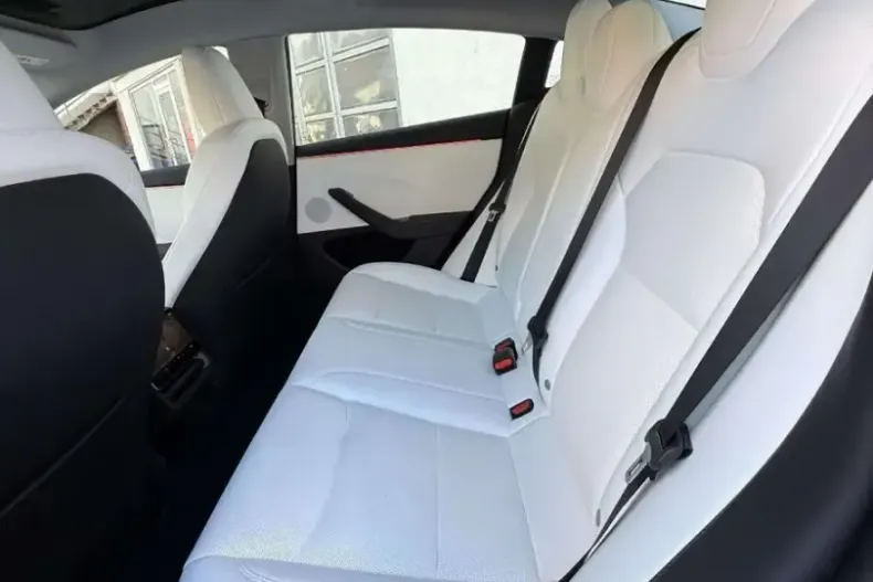 Tesla Model 3 din 2024 cu 50.000 km - oferta TES170877 - foto 12