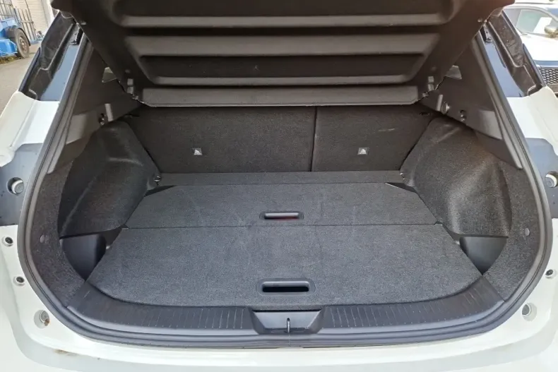 Nissan Qashqai din 2024 cu 10.835 km - oferta NIS170879 - foto 13