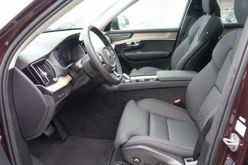 Volvo XC90 din 2025 cu 25.771 km - oferta VOL170881 - foto 9