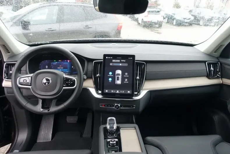 Volvo XC90 din 2025 cu 25.771 km - oferta VOL170881 - foto 18