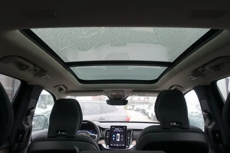 Volvo XC90 din 2025 cu 25.771 km - oferta VOL170881 - foto 20