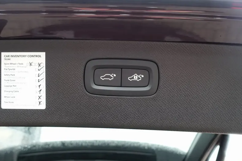 Volvo XC90 din 2025 cu 25.771 km - oferta VOL170881 - foto 22