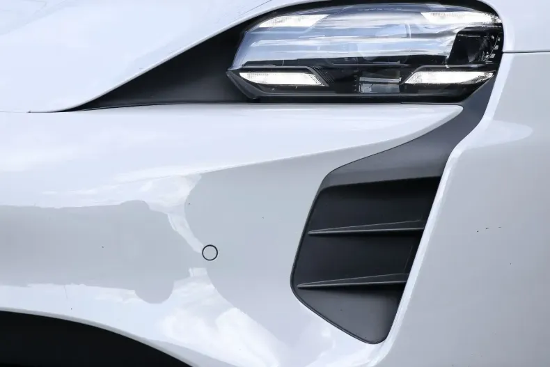 Porsche Taycan din 2023 cu 58.300 km - oferta POR170884 - foto 10