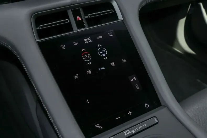 Porsche Taycan din 2023 cu 58.300 km - oferta POR170884 - foto 19