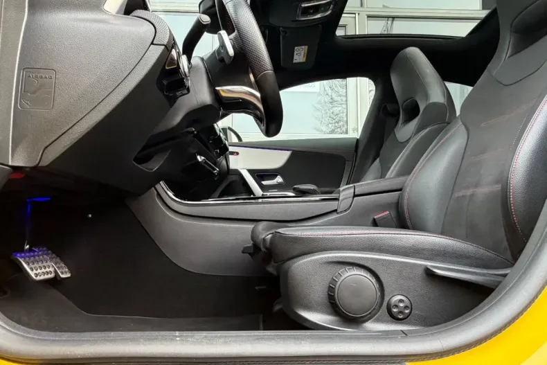 Mercedes-Benz CLA 250 din 2022 cu 49.051 km - oferta MER170887 - foto 13