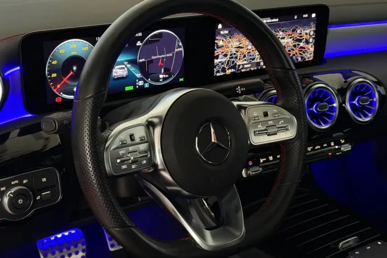 Mercedes-Benz CLA 250 din 2022 cu 49.051 km - oferta MER170887 - foto 23