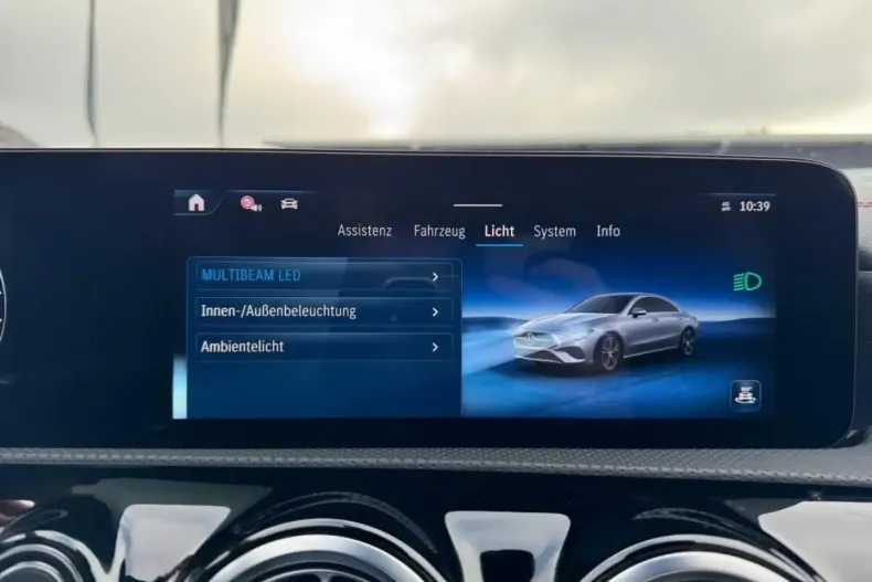 Mercedes-Benz CLA 250 din 2024 cu 24.210 km - oferta MER170888 - foto 23