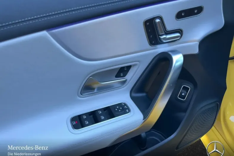 Mercedes-Benz CLA 250 din 2022 cu 40.275 km - oferta MER170889 - foto 14