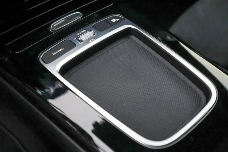 Mercedes-Benz CLA 250 din 2024 cu 14.800 km - oferta MER170890 - foto 12