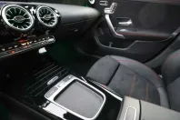 Mercedes-Benz CLA 250 din 2024 cu 14.800 km - oferta MER170890 - foto 13