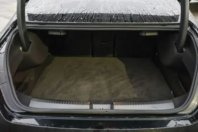 Mercedes-Benz CLA 250 din 2024 cu 14.800 km - oferta MER170890 - foto 22