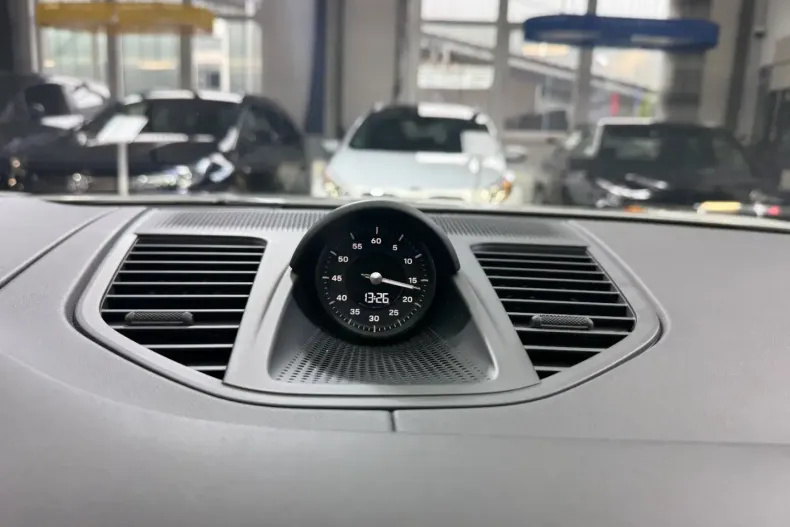 Porsche Panamera din 2025 cu 20.000 km - oferta POR170891 - foto 32