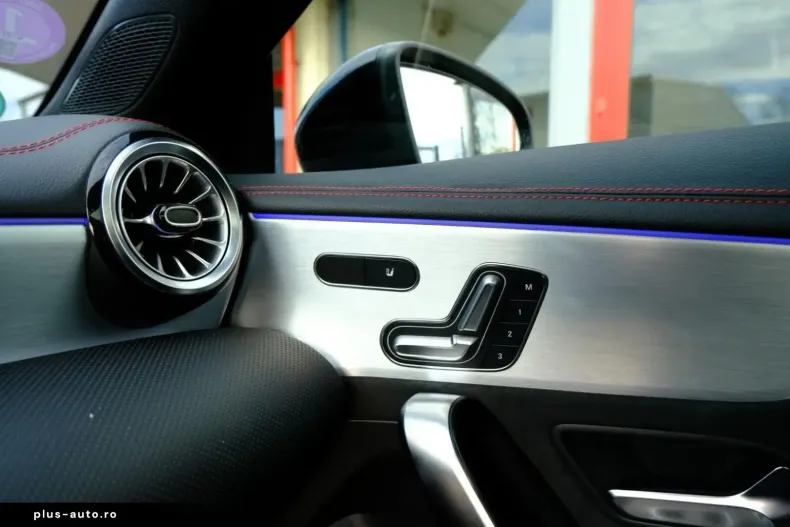 Mercedes-Benz CLA 250 din 2021 cu 86.750 km - oferta MER170895 - foto 40