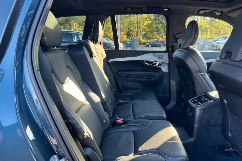 Volvo XC90 din 2024 cu 33.000 km - oferta VOL170903 - foto 7