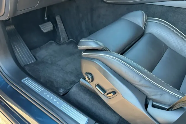 Volvo XC90 din 2024 cu 33.000 km - oferta VOL170903 - foto 19