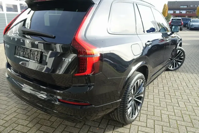 Volvo XC90 din 2025 cu 10.500 km - oferta VOL170904 - foto 3