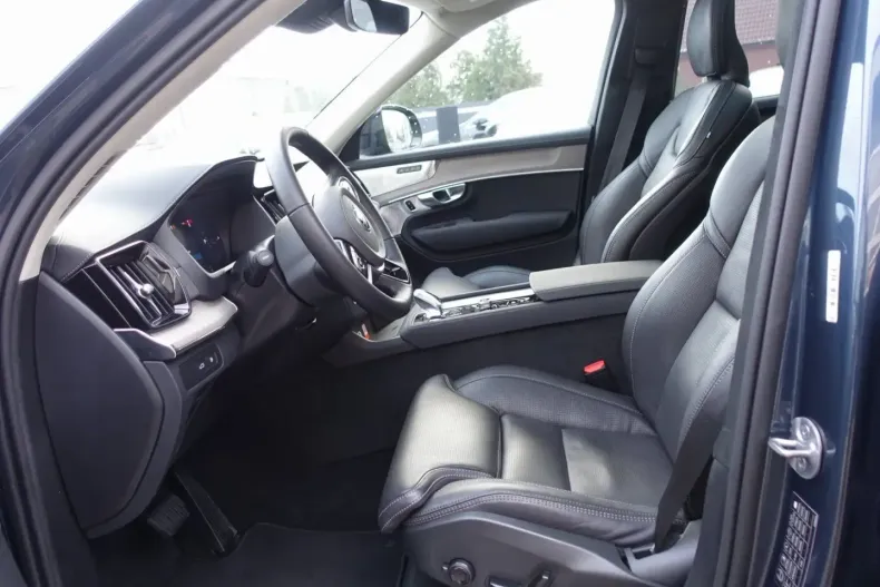 Volvo XC90 din 2025 cu 22.128 km - oferta VOL170907 - foto 9