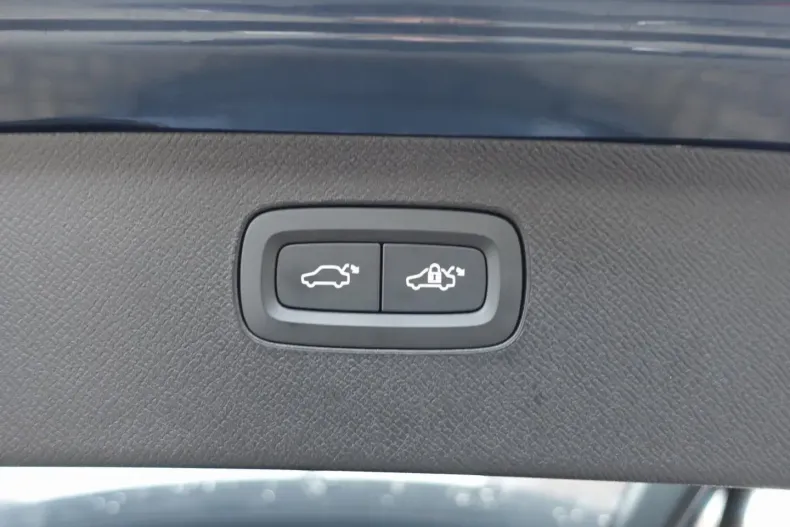 Volvo XC90 din 2025 cu 22.128 km - oferta VOL170907 - foto 26