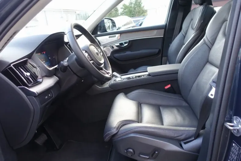 Volvo XC90 din 2025 cu 23.690 km - oferta VOL170908 - foto 9