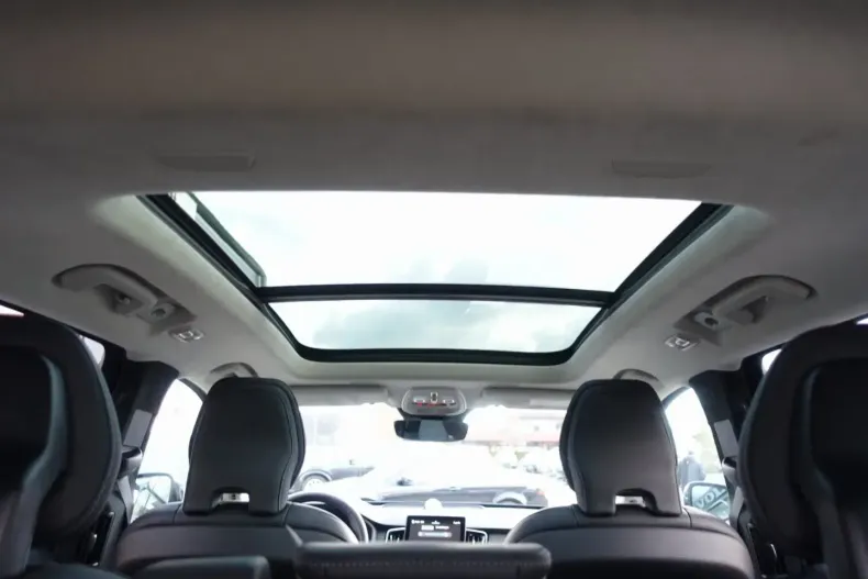 Volvo XC90 din 2025 cu 23.690 km - oferta VOL170908 - foto 22