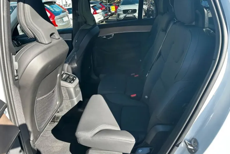 Volvo XC90 din 2025 cu 18.912 km - oferta VOL170909 - foto 13