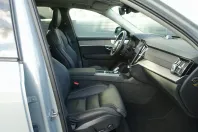 Volvo XC90 din 2025 cu 24.990 km - oferta VOL170912 - foto 8